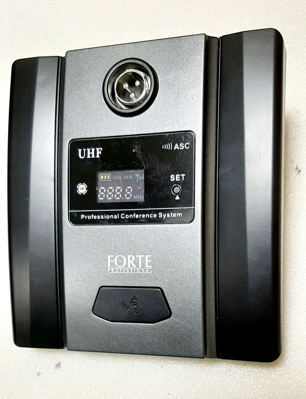 картинка Forte K-808 UHF от магазина Multimusic