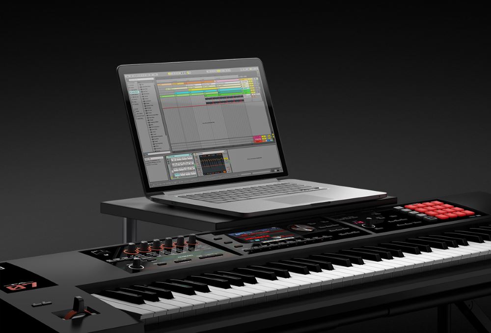картинка Roland FA-07 магазин Multimusic являющийся официальным дистрибьютором в России картинка Roland FA-07 от магазина Multimusic