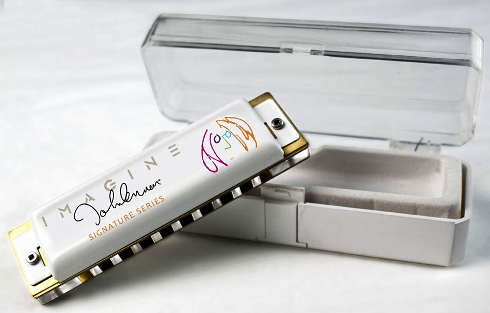 картинка Hohner M592016 John Lennon магазин Multimusic являющийся официальным дистрибьютором в России картинка Hohner M592016 John Lennon от магазина Multimusic