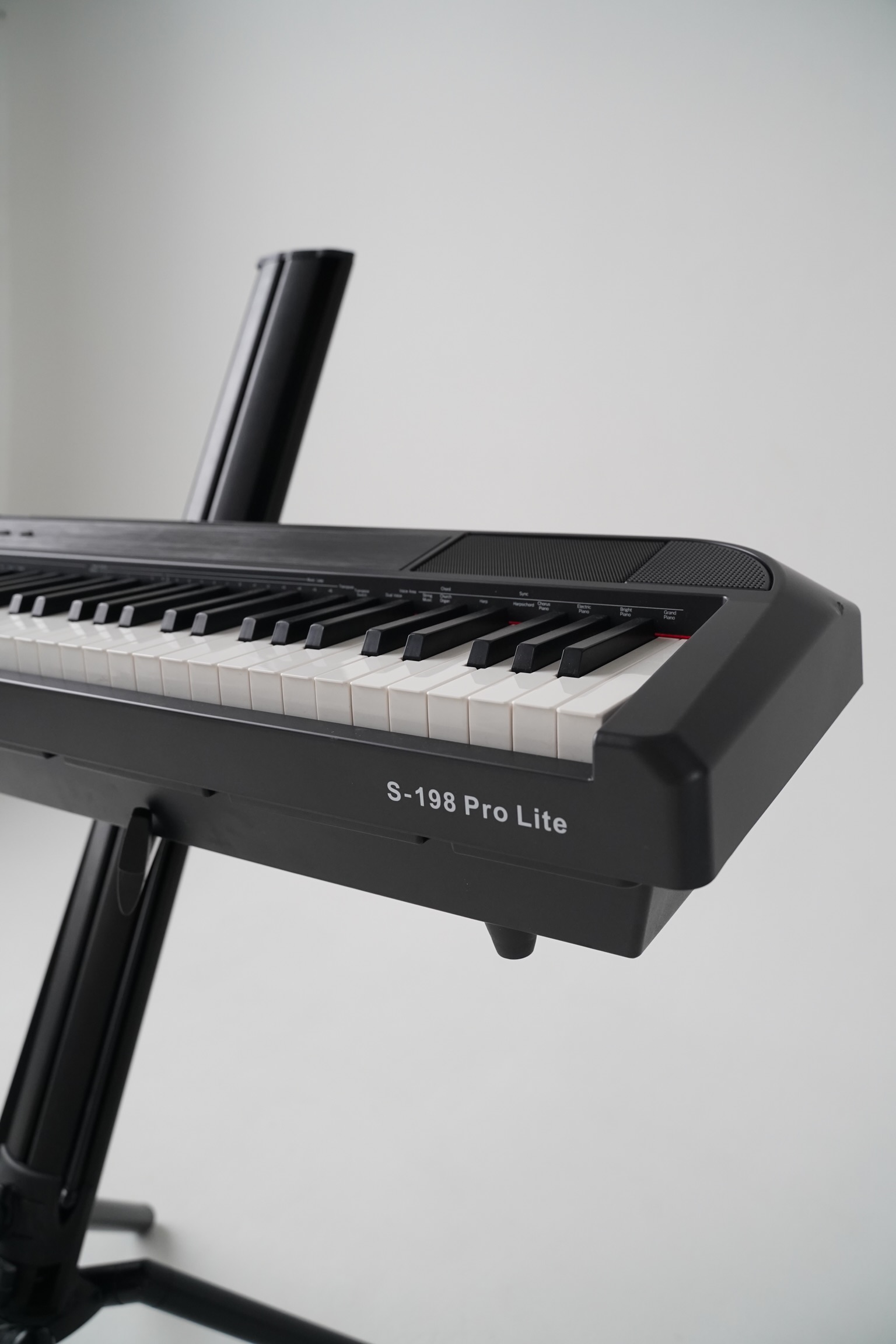 картинка BEISITE S-198 PRO LITE BK от магазина Multimusic