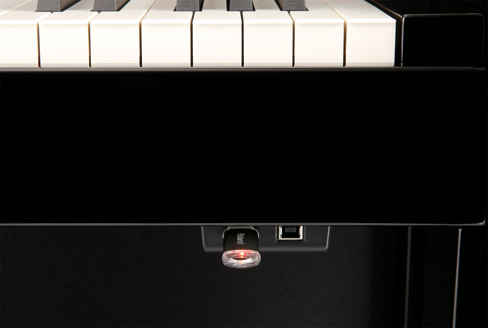 картинка Roland HP507 SBA магазин Multimusic являющийся официальным дистрибьютором в России картинка Roland HP507 SBA от магазина Multimusic