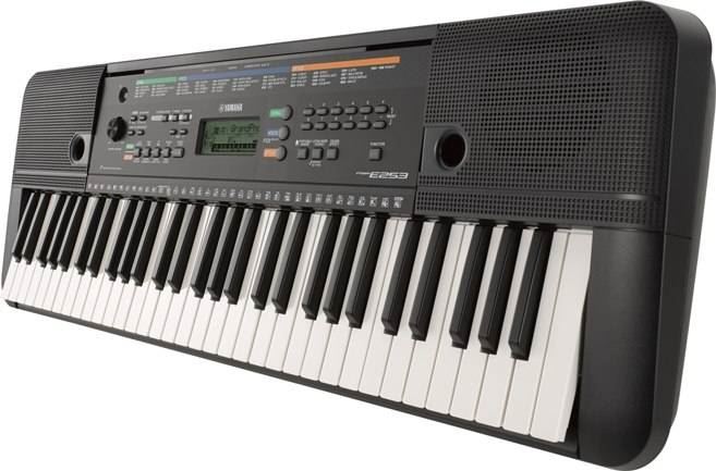 картинка Yamaha PSR E253 магазин Multimusic являющийся официальным дистрибьютором в России картинка Yamaha PSR E253 от магазина Multimusic