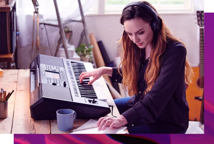 картинка YAMAHA PSR-SX700 магазин Multimusic являющийся официальным дистрибьютором в России картинка YAMAHA PSR-SX700 от магазина Multimusic