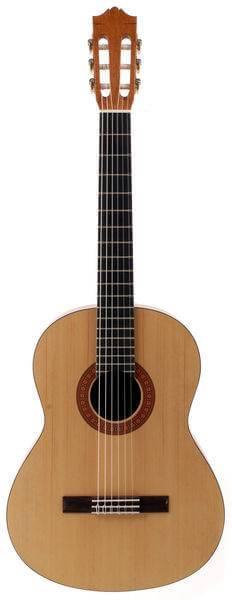 картинка Yamaha C40M от магазина Multimusic