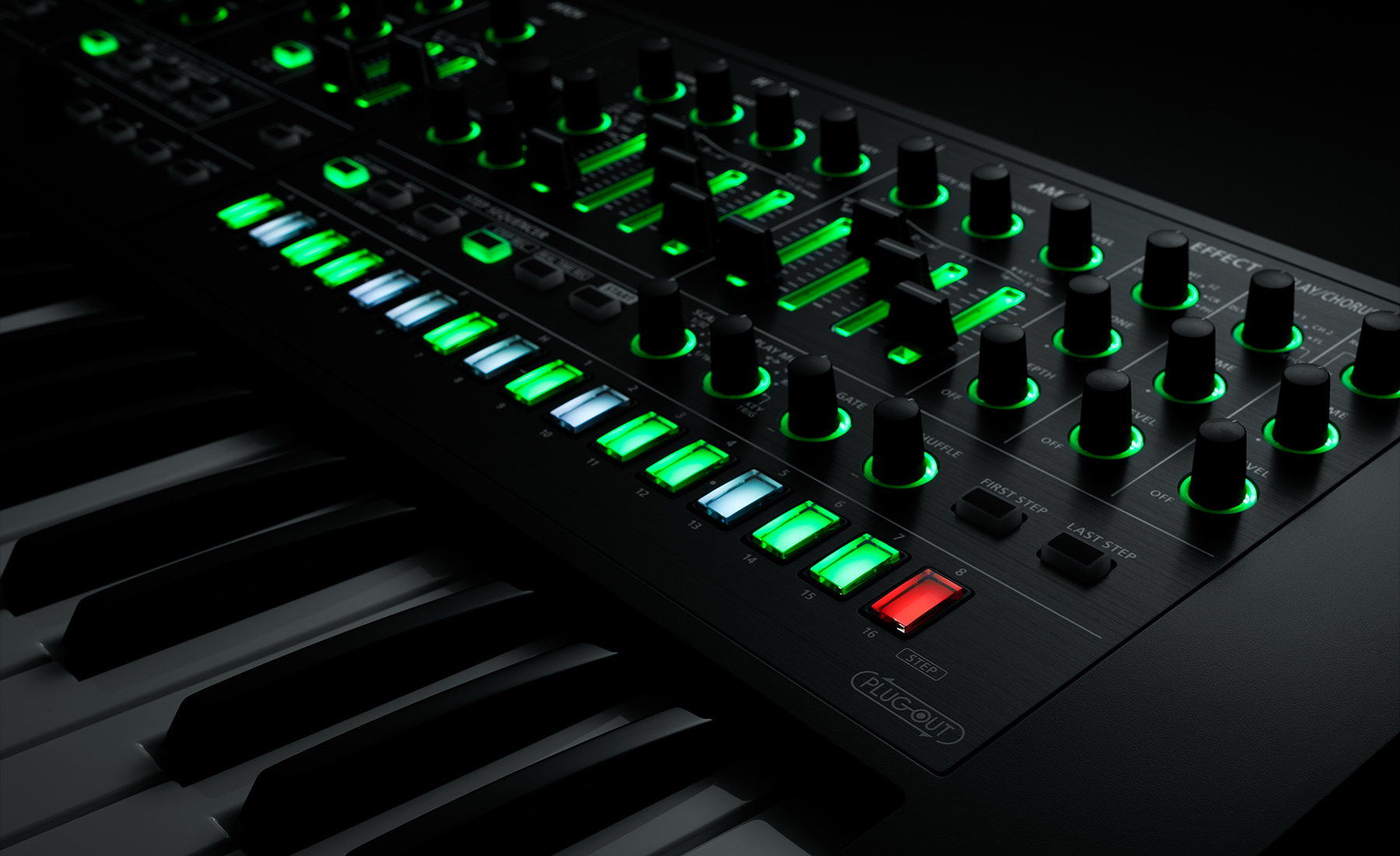 картинка Roland System-8 магазин Multimusic являющийся официальным дистрибьютором в России картинка Roland System-8 от магазина Multimusic
