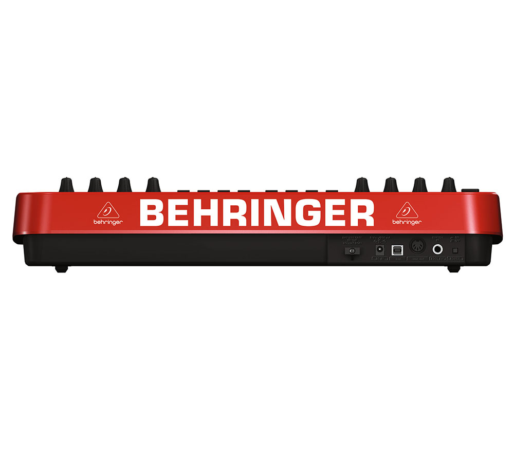 картинка Behringer UMX250 U-Control от магазина Multimusic