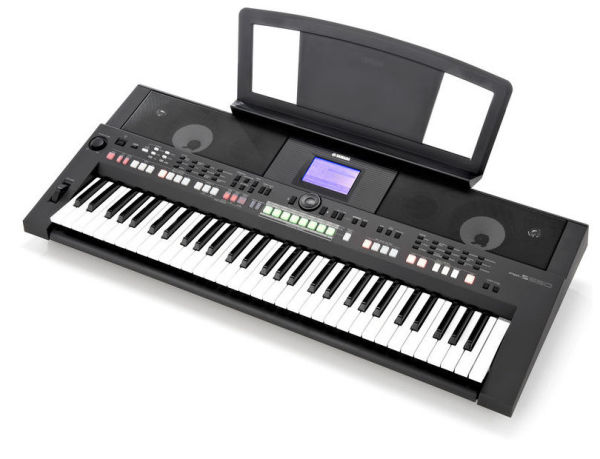 картинка Yamaha PSR S650 магазин Multimusic являющийся официальным дистрибьютором в России картинка Yamaha PSR S650 от магазина Multimusic