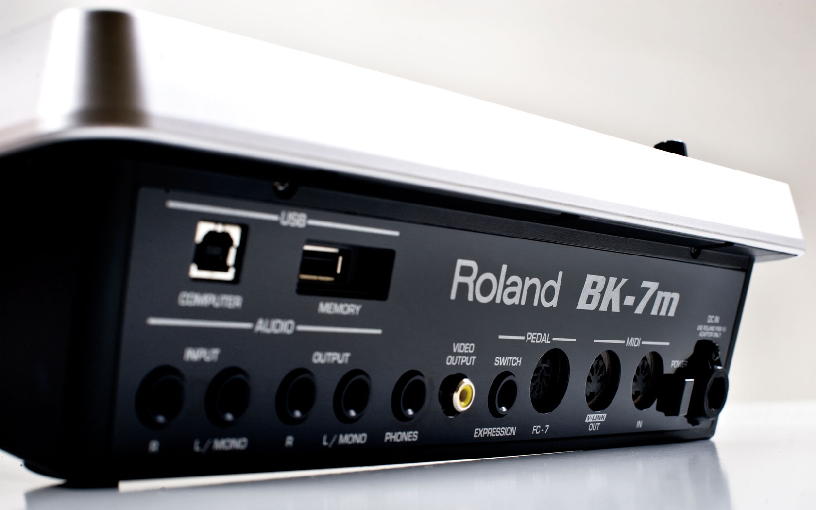 картинка Roland BK-7M от магазина Multimusic