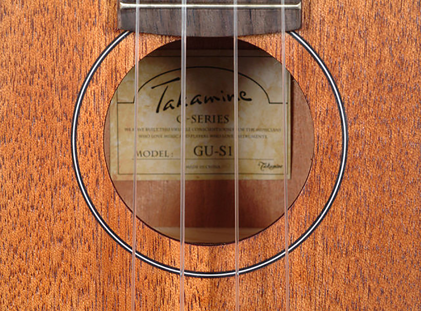 картинка Takamine GU-S1 Soprano Ukulele магазин Multimusic являющийся официальным дистрибьютором в России картинка Takamine GU-S1 Soprano Ukulele от магазина Multimusic