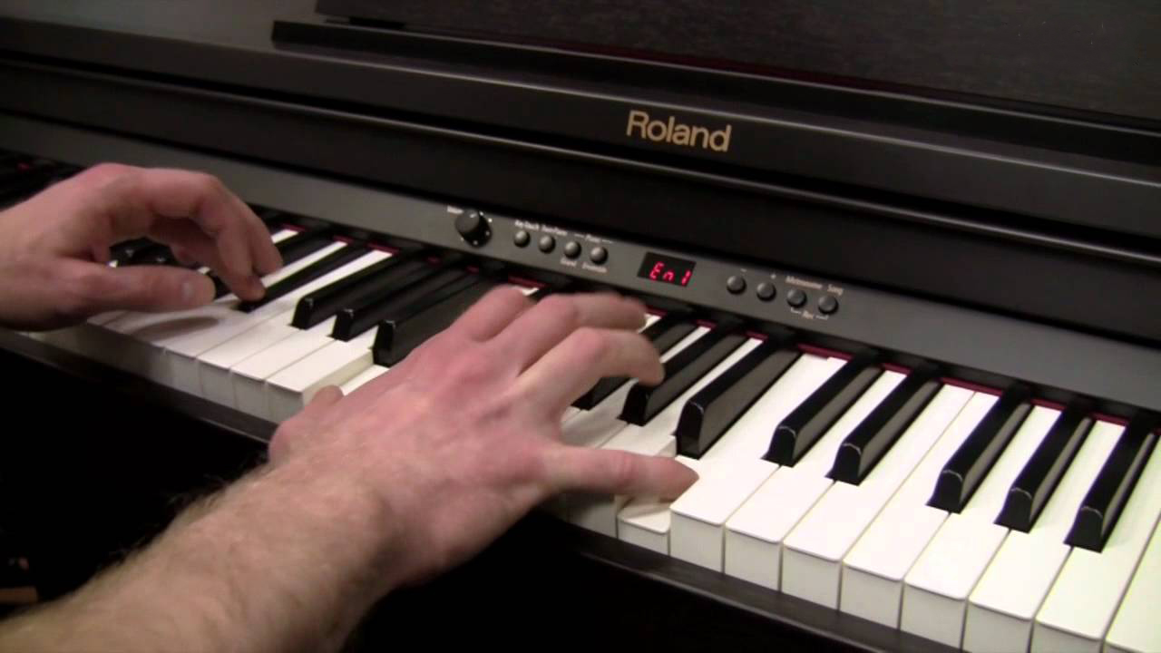 картинка Roland RP301 RW магазин Multimusic являющийся официальным дистрибьютором в России картинка Roland RP301 RW от магазина Multimusic