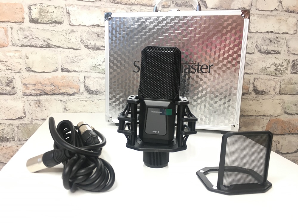 картинка Studiomaster MR-1 магазин Multimusic являющийся официальным дистрибьютором в России картинка Studiomaster MR-1 от магазина Multimusic